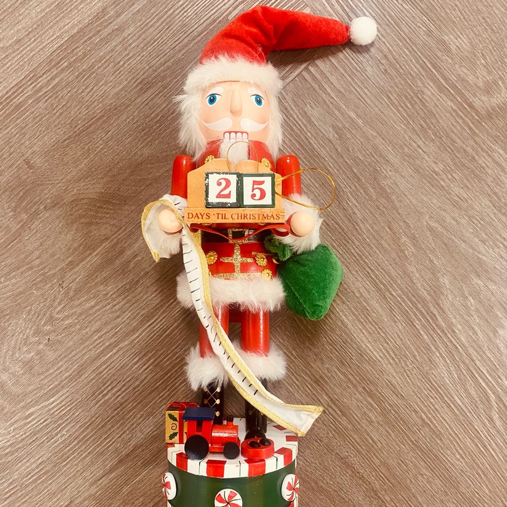 Red and Green Holiday Nutcracker Decor